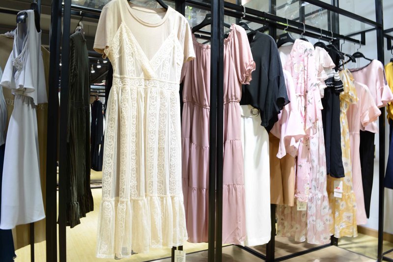 灵璧县时尚新潮流：服装店如何抓住机遇？